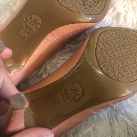 SOLD MK Heels - Picture 5 of 5